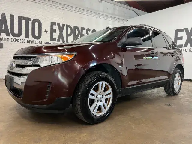 2012 Ford Edge SE photo 4