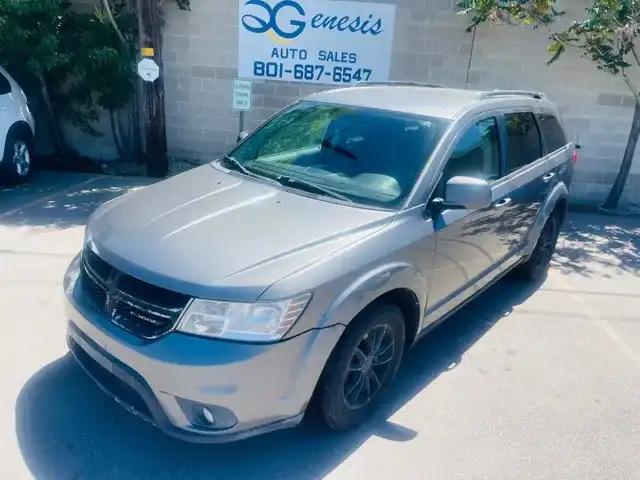 2013 Dodge Journey SXT FWD's photo