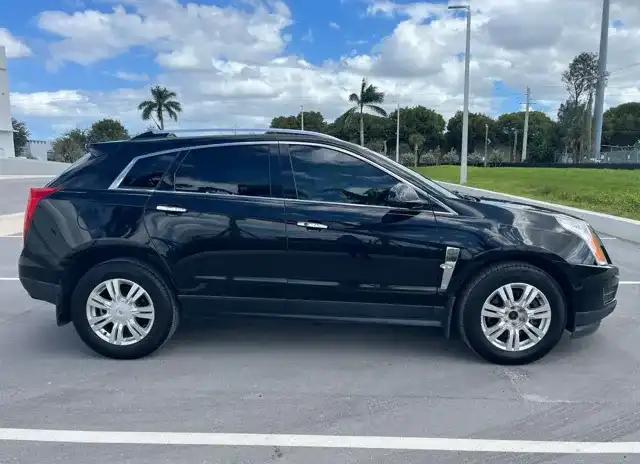 2012 Cadillac SRX FWD Luxury Collection's photo