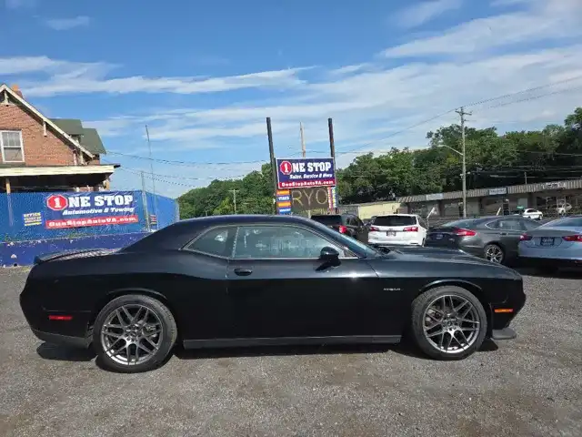 2021 Dodge Challenger R/T's photo