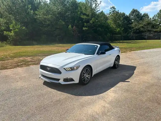 2017 Ford Mustang EcoBoost Premium Convertible's photo