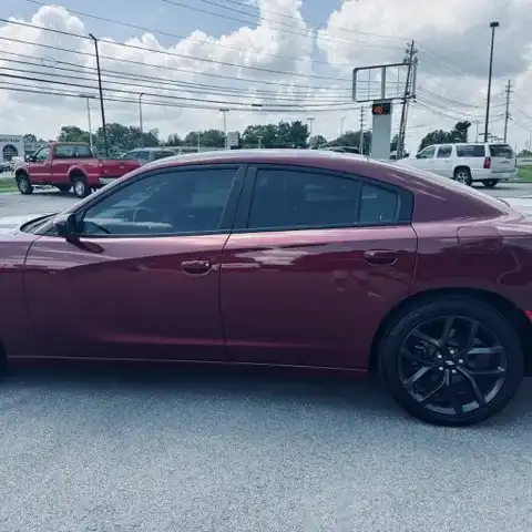 2019 Dodge Charger SXT's photo