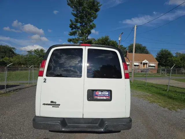 2016 Chevrolet Express LS 3500 Extended photo 4