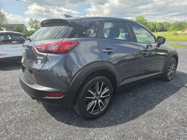 2017 Mazda CX-3 Touring AWD photo 3