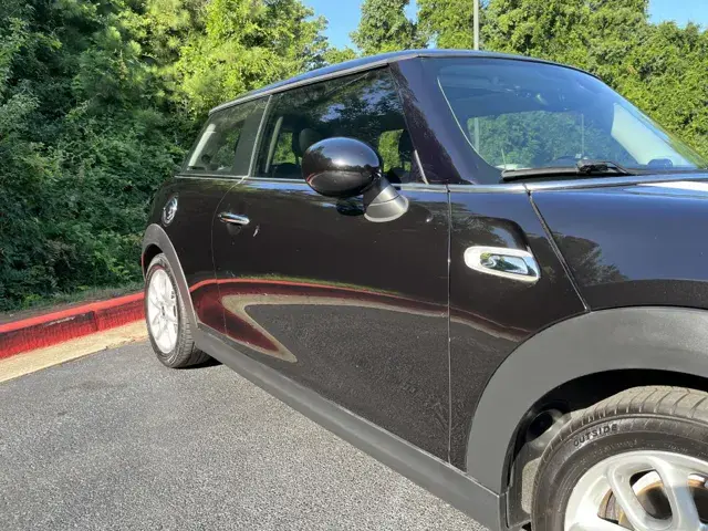 2017 MINI Cooper S photo 5