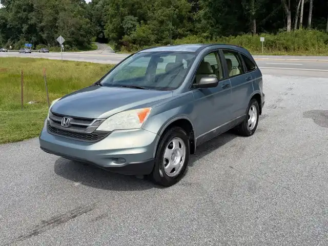 2010 Honda CR-V LX 2WD Auto's photo