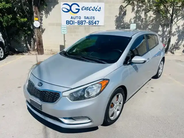 2016 Kia Forte LX AT's photo