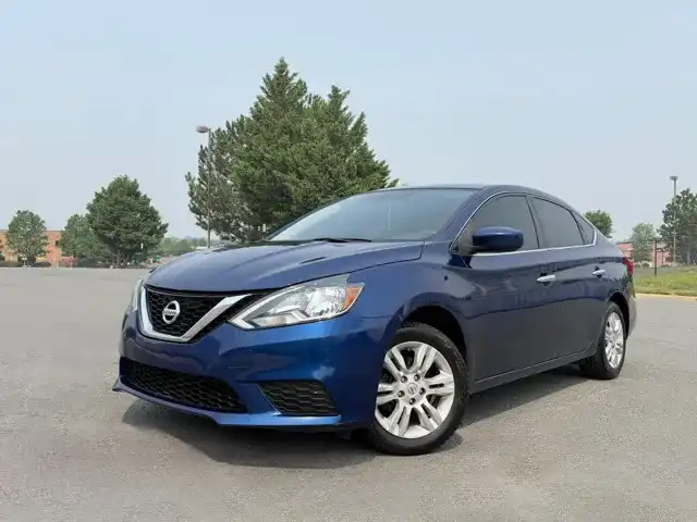 2016 Nissan Sentra SV CVT's photo