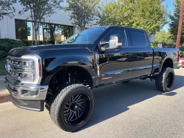 2026 Ford F-250 Lariat 4x4 Crew Cab 6-3/4' Box's photo