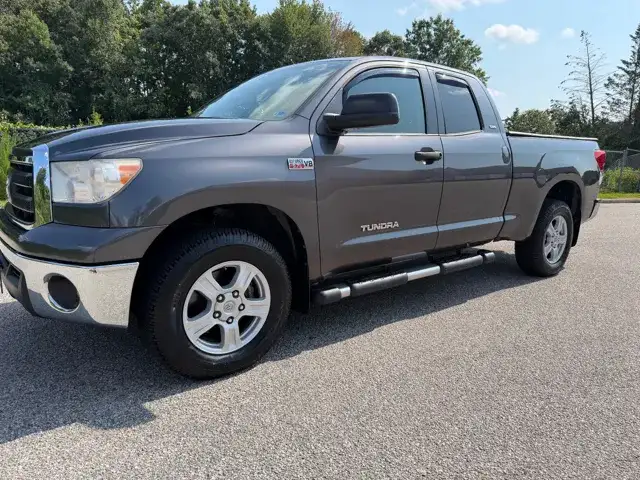 2012 Toyota Tundra 5.7 Auto 4WD Tundra Grade Double Cab's photo