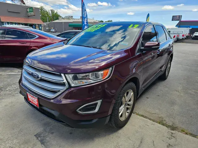 2017 Ford Edge SEL photo 3