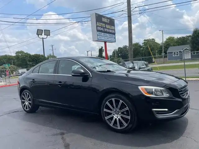 2018 Volvo S60 T5 AWD Inscription Platinum's photo