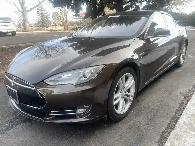 2013 Tesla Model S 85 kWh's photo