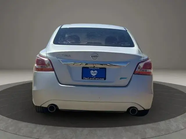 2013 Nissan Altima undefined photo 5