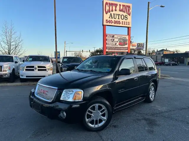 2006 GMC Envoy Denali 4WD's photo