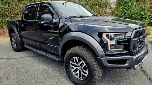 2018 Ford F-150 Raptor 4x4 SuperCrew 5-1/2 Box's photo