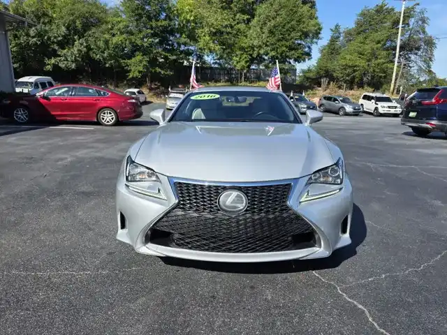 2016 Lexus RC 350 200t's photo