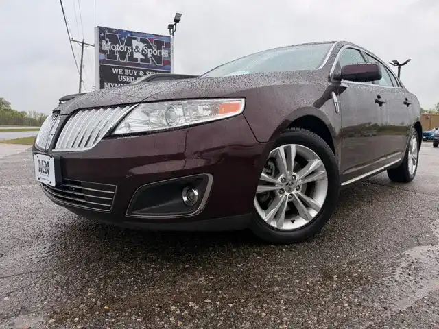 2011 Lincoln MKS FWD's photo
