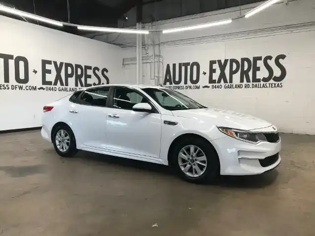 2018 Kia Optima LX AT's photo