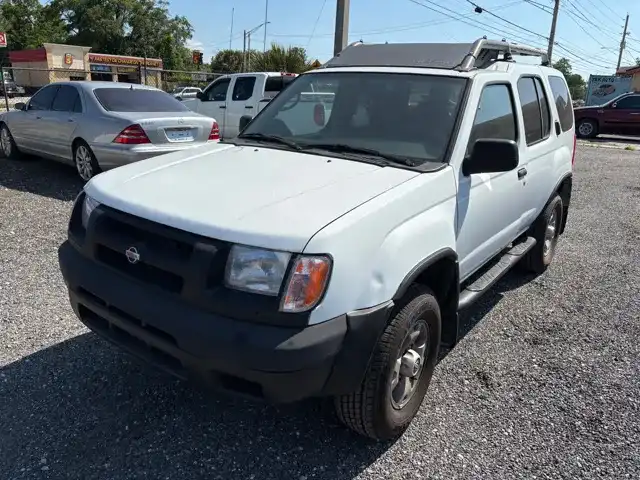 2000 Nissan Xterra XE V6 4AT's photo