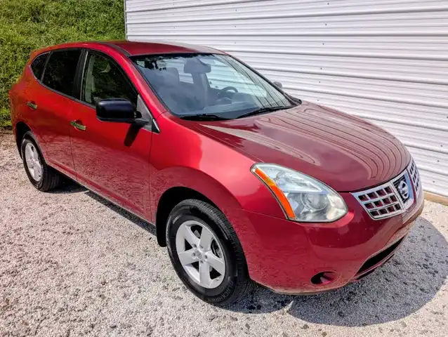 2010 Nissan Rogue S FWD's photo