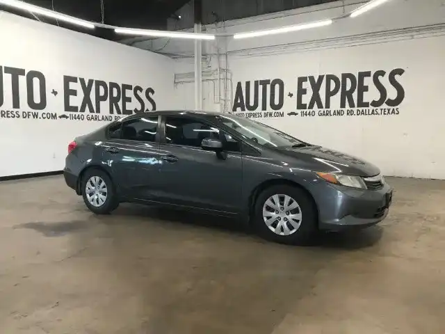 2012 Honda Civic LX Auto's photo