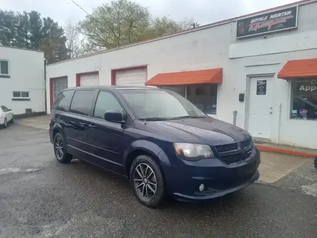 2017 Dodge Grand Caravan GT's photo