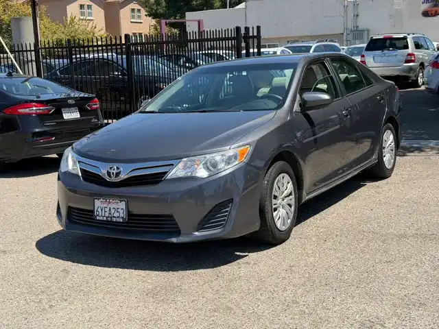 2012 Toyota Camry's photo