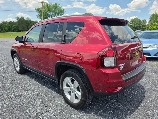 2016 Jeep Compass Latitude 4X4 photo 4