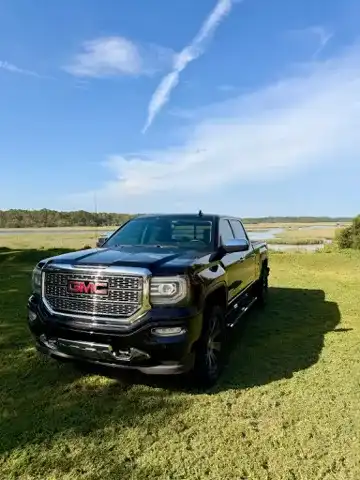 2016 GMC Sierra 4WD Crew Cab Standard Box's photo