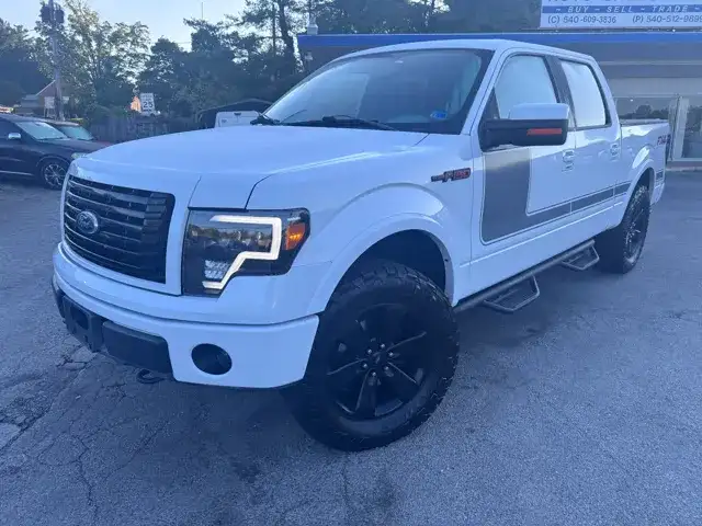 2012 Ford F-150 FX4 4WD SuperCrew 145 in's photo