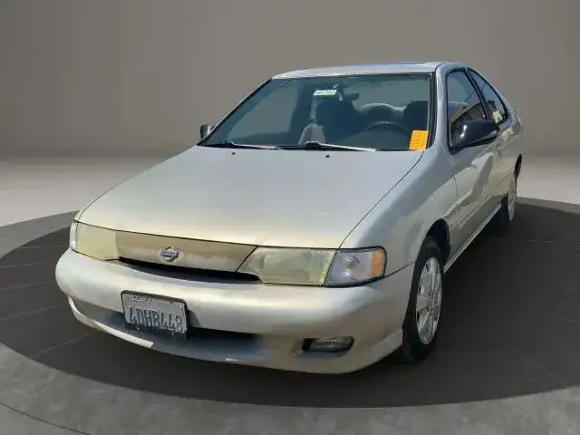 1998 Nissan 200SX SE's photo