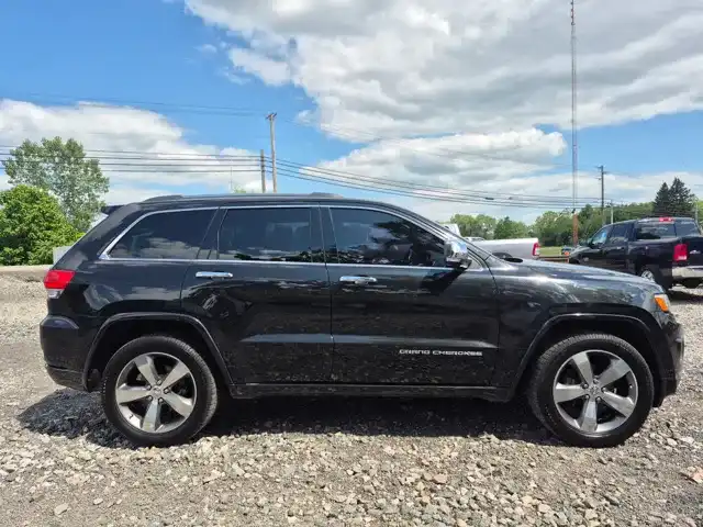 2015 Jeep Grand Cherokee Overland 4WD's photo