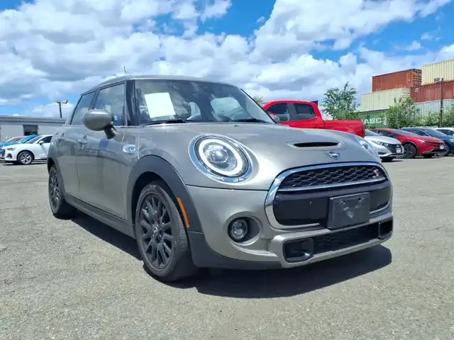 2020 MINI Hardtop Cooper S's photo