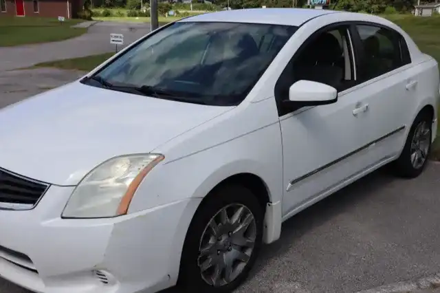 2010 Nissan Sentra 2.0 FE+ S CVT's photo