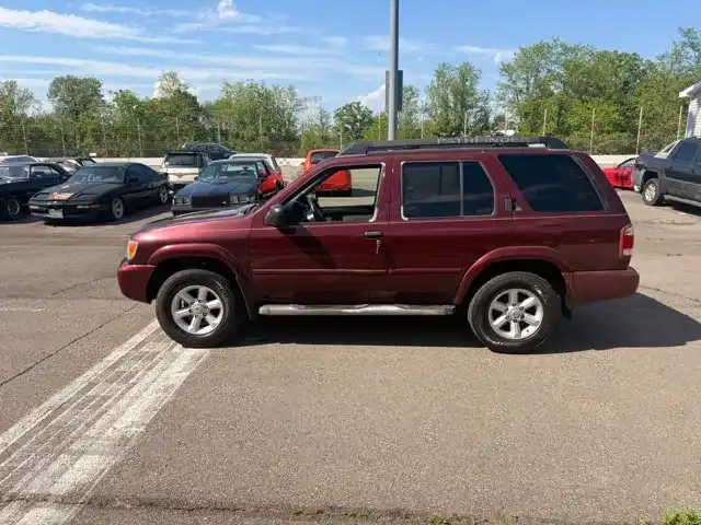 2004 Nissan Pathfinder SE 4x4 4AT's photo