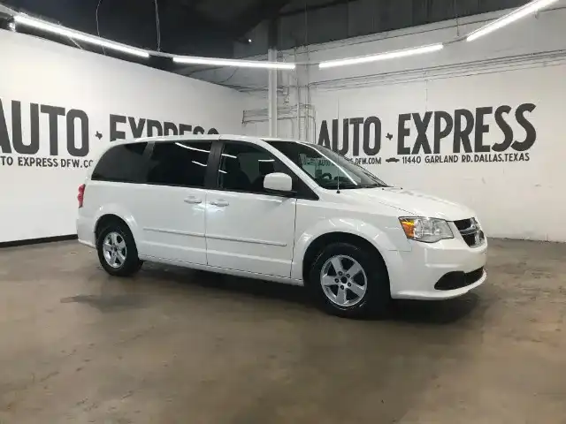 2012 Dodge Grand Caravan SE's photo