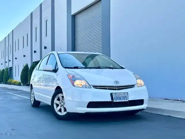 2008 Toyota Prius's photo