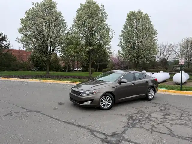 2013 Kia Optima LX AT's photo