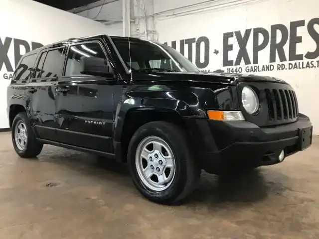 2016 Jeep Patriot Sport's photo