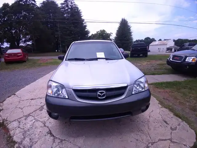 2004 Mazda Tribute LX-V6's photo