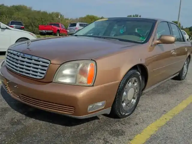2000 Cadillac DeVille Base's photo