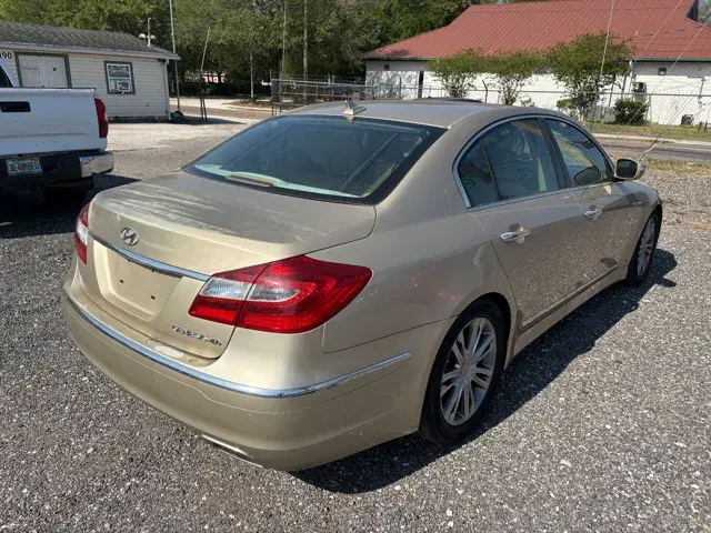 2012 Hyundai Genesis 4.6 photo 5