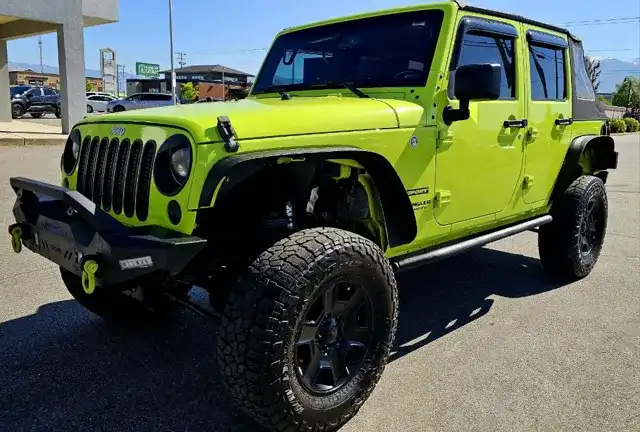 2016 Jeep Wrangler Sport S's photo