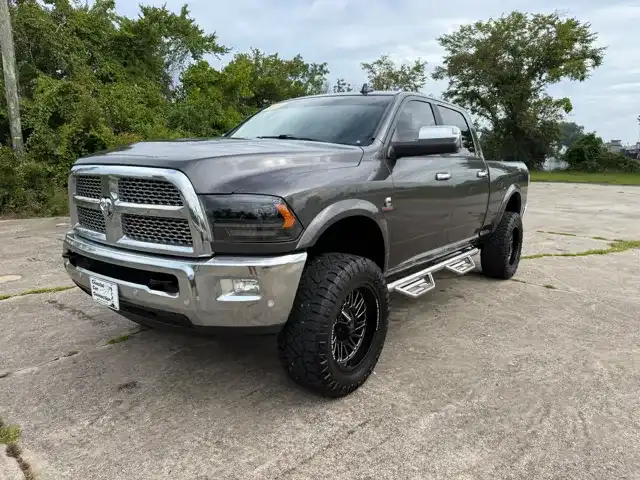 2018 RAM 2500 Laramie 4X4 Crew Cab SWB's photo