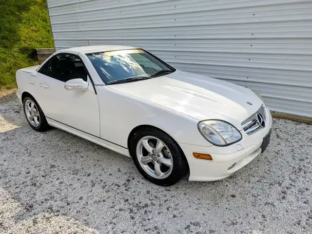 2002 Mercedes-Benz SLK SLK320's photo