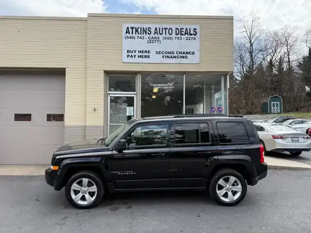 2015 Jeep Patriot Latitude 4WD's photo