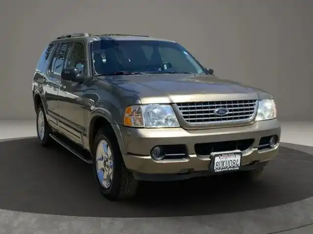 2003 Ford Explorer Limited 4.6 4x4's photo