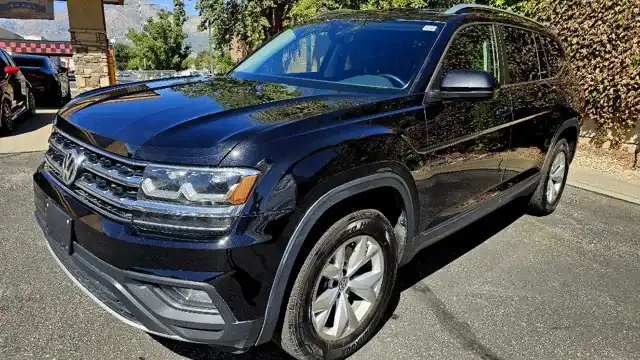 2019 Volkswagen Atlas 3.6L V6 SE with Tech Tiptronic 4Motion's photo
