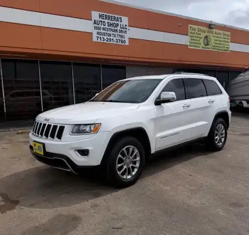 2015 Jeep Grand Cherokee Limited's photo